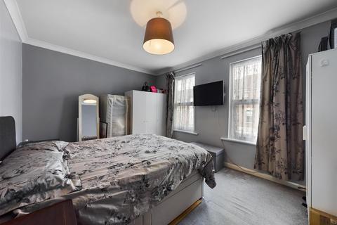 28 Gordon Road, Rochester, ME2 3HJ