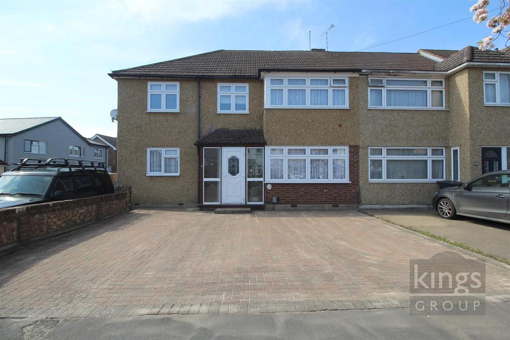 Moreton Close, Cheshunt, Waltham Cross 5 bed end of terrace house £