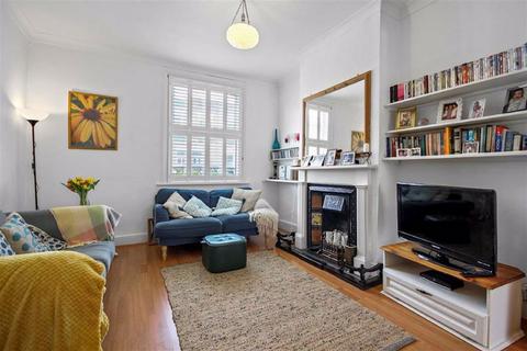 27 Watlington Grove, London, SE26 5RR