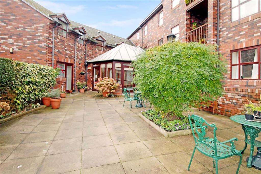 Regents Court, Oswestry 1 bed retirement property £59,950