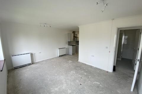 2 bedroom flat for sale - Ashley Court, Hatfield