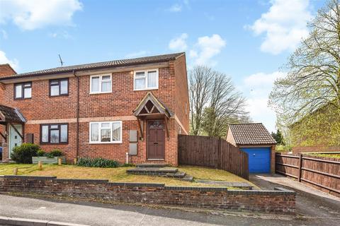 18 Brooks Close, Whitchurch, RG28 7JU