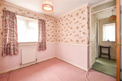 18 Brooks Close, Whitchurch, RG28 7JU
