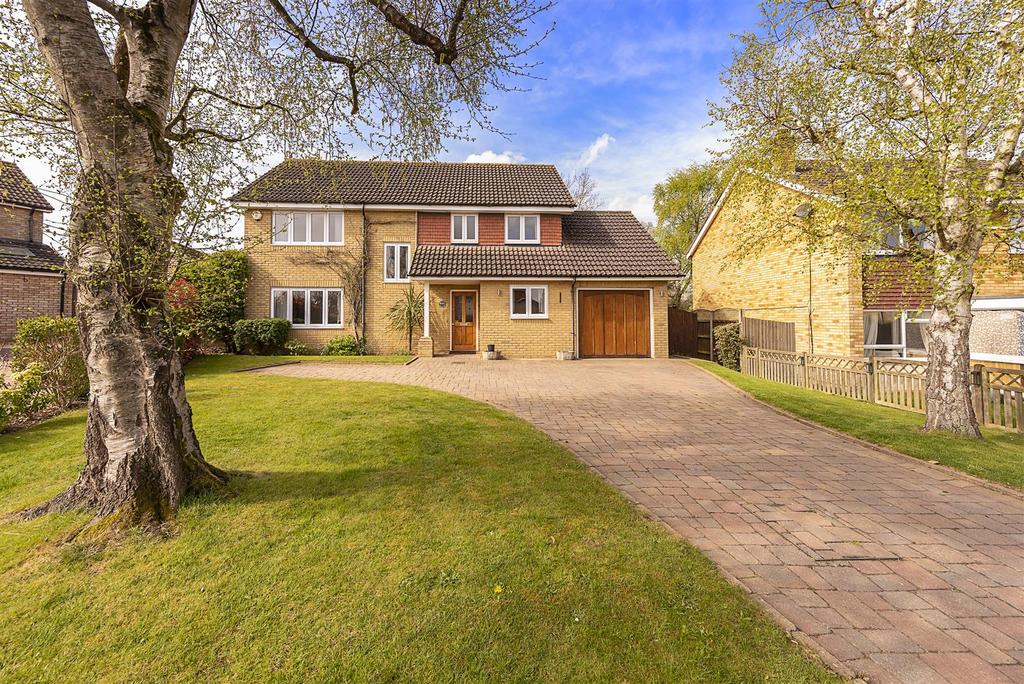 Derwent Road, Harpenden 4 bed detached house for sale £1,175,000