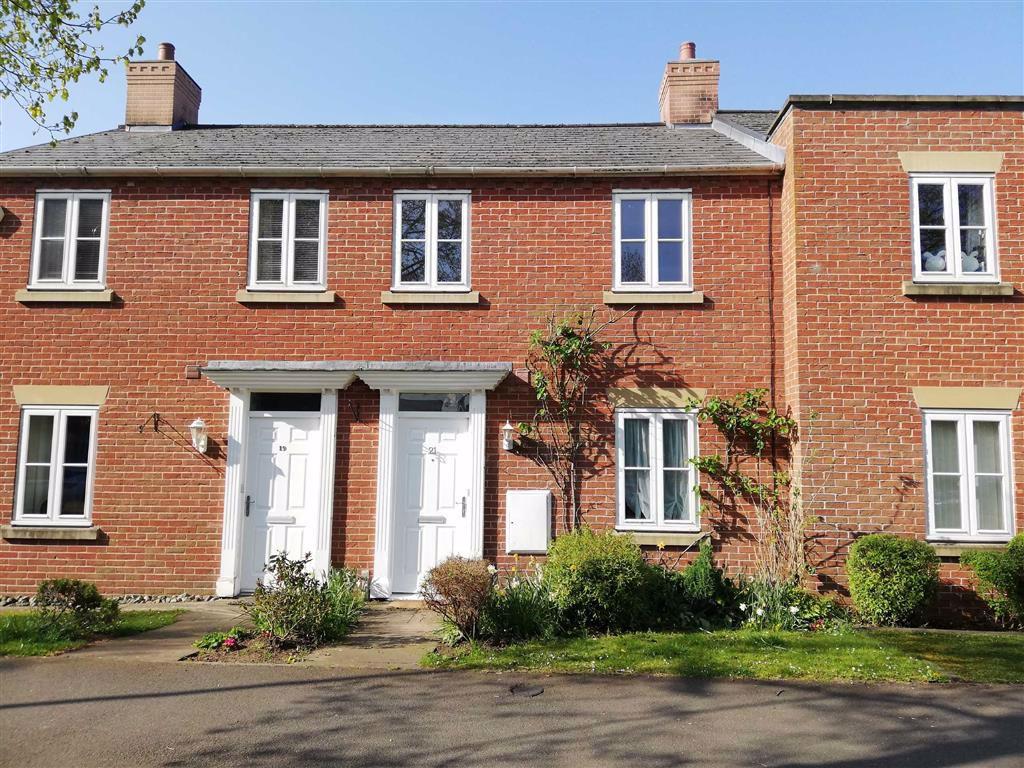 Park Avenue, Whitchurch, SY13 3 bed terraced house £750 pcm (£173 pw)