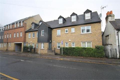 17 North Street, Carshalton, SM5 2HW