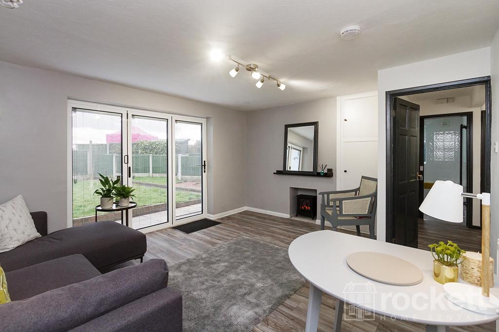05 castleview gwi 9439 E W.jpg