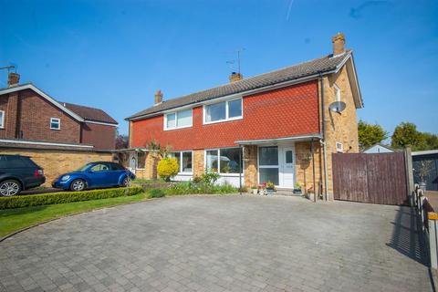 11 Chaplin Close, Chelmsford, CM2 8QW
