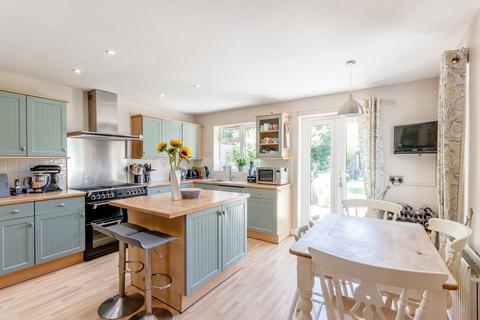 4 Ember Gardens, Thames Ditton, KT7 0LN