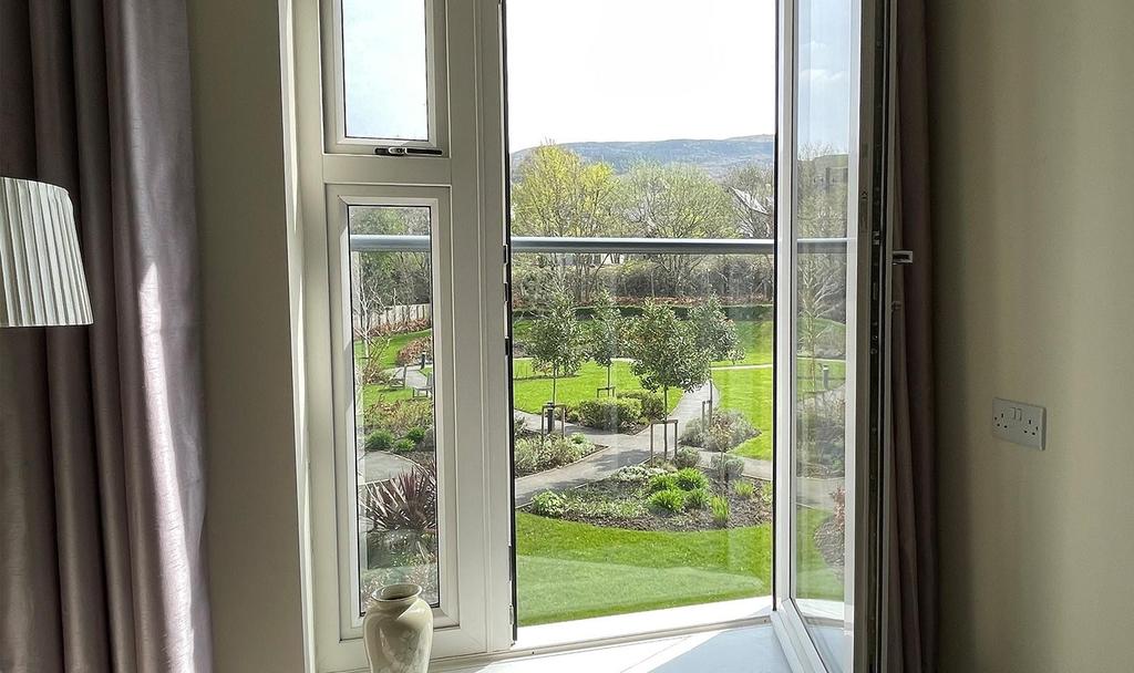 Chesterton23loungeview.jpg