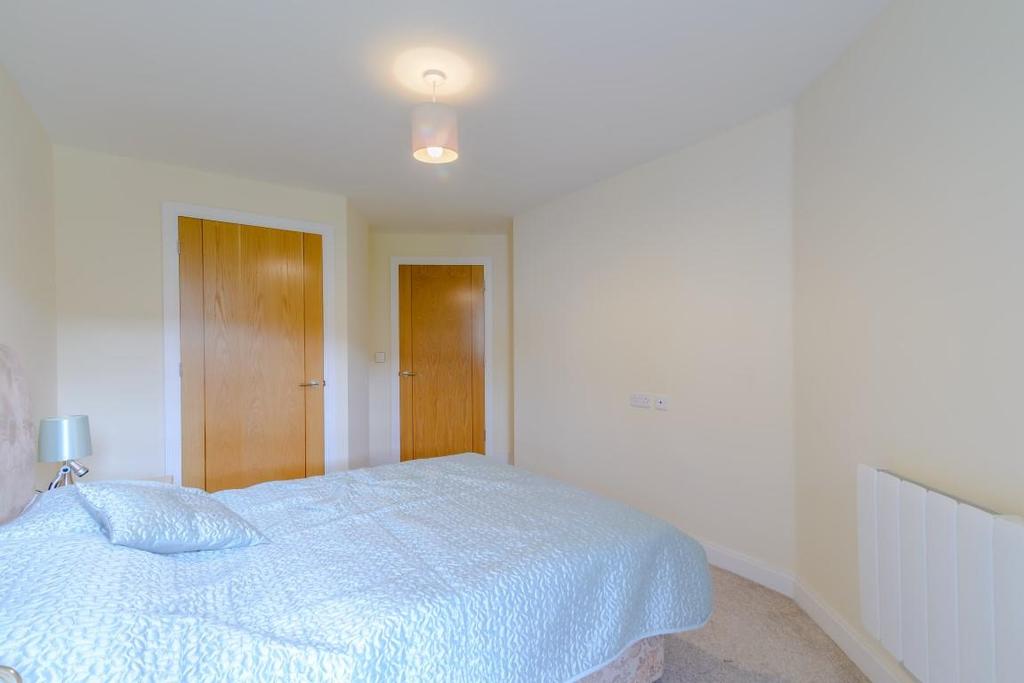 8499851-interior03 (Medium).jpg