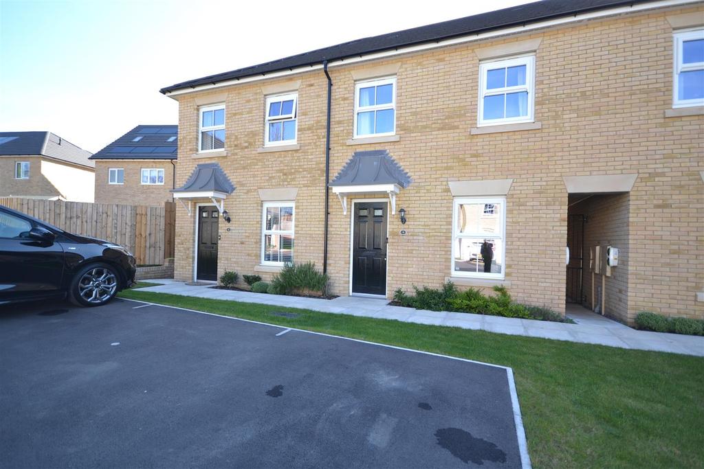 9castlehillclose EXTERNAL.JPG