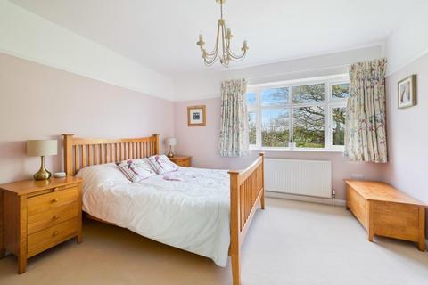 8 Cudas Close, Epsom, KT19 0QF