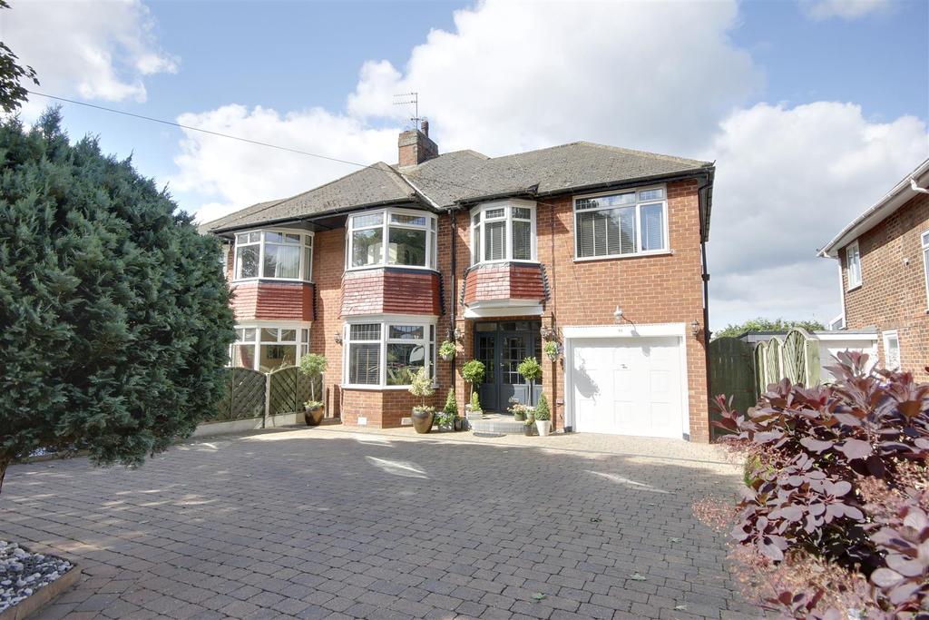 Wolfreton Lane, Willerby 5 bed semidetached house £475,000