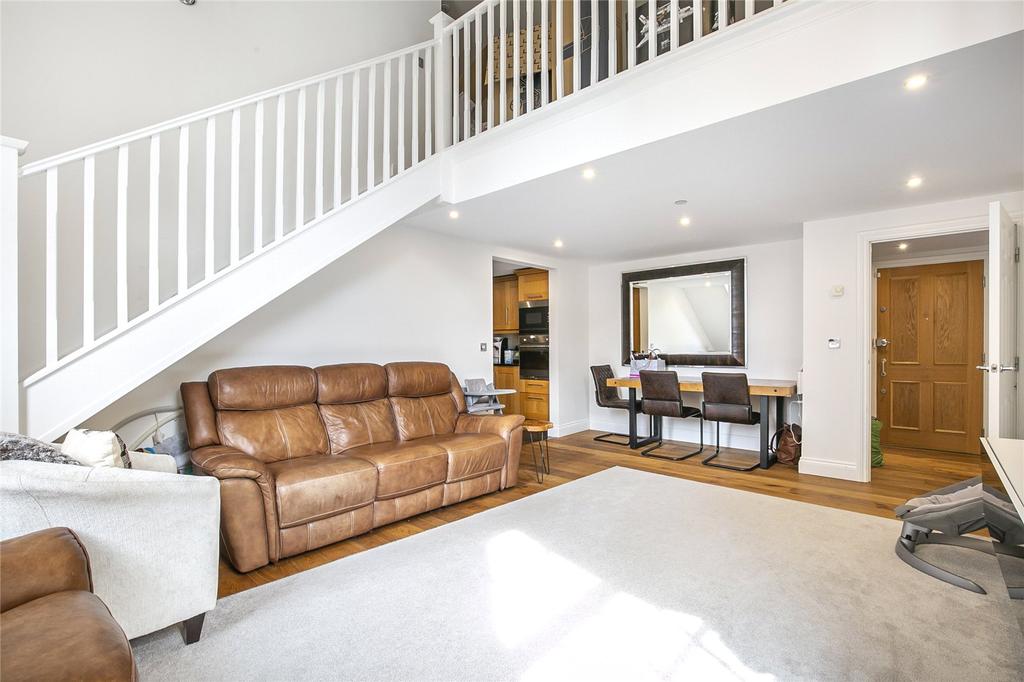 Princess Park Manor East Wing, Royal... 2 bed apartment £625,000