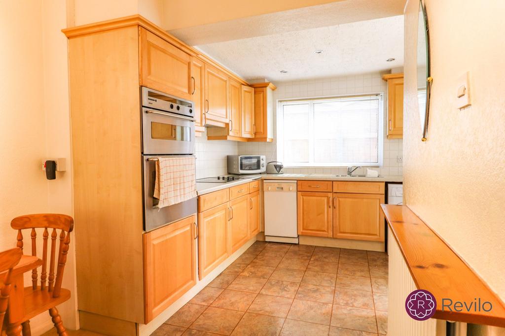 Kitchen / Breakfast Room