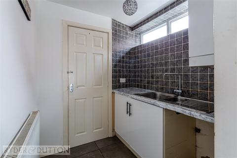 32 High Street, Lees, Oldham, OL4 5AQ