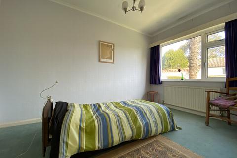 17 Coryton Close, Dawlish, EX7 9DT