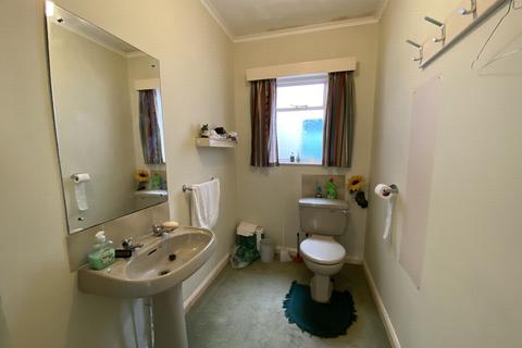 17 Coryton Close, Dawlish, EX7 9DT