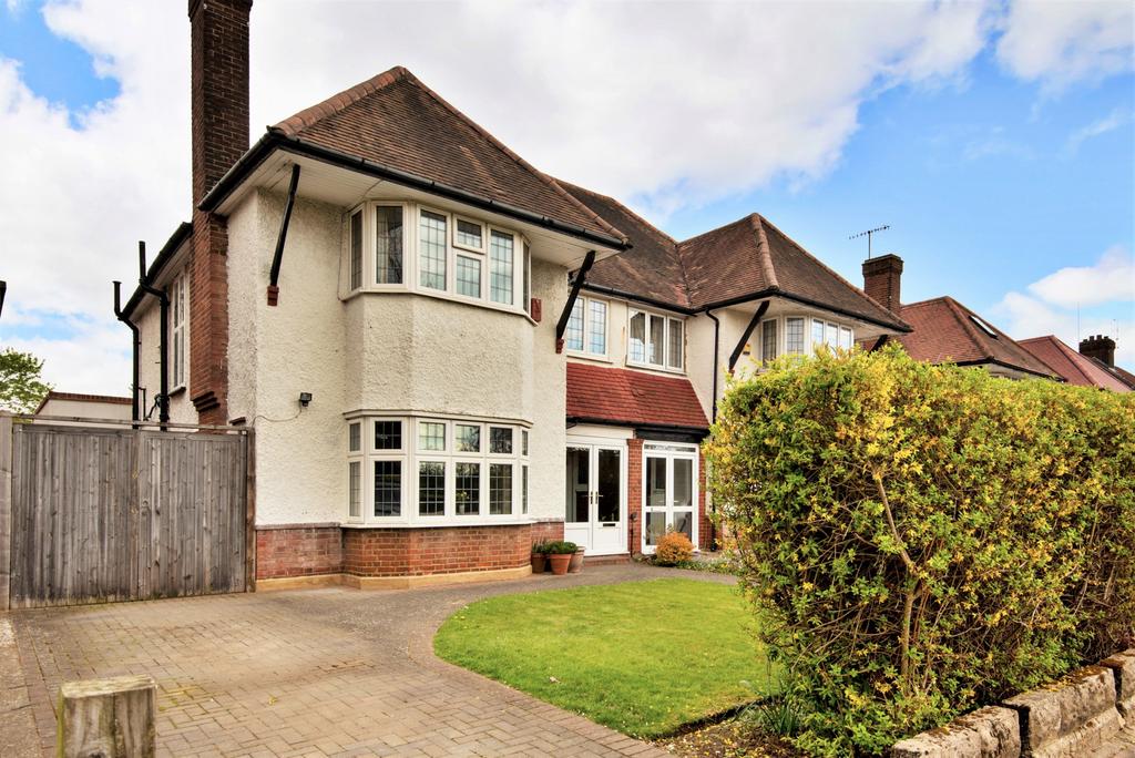 Whitmore Road, Harrow, HA1 3 bed semidetached house £975,000