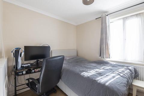 19 Welbeck Road, Barnet, EN4 8RY