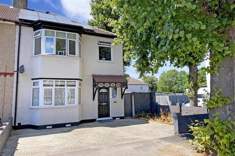 52 Rainsford Way, Hornchurch, RM12 4BL