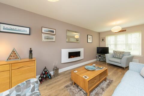 7 William Geddes Place, Blairgowrie, PH10 6FE