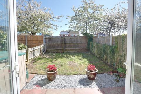 5 Wickford Avenue, Basildon, SS13 3HA