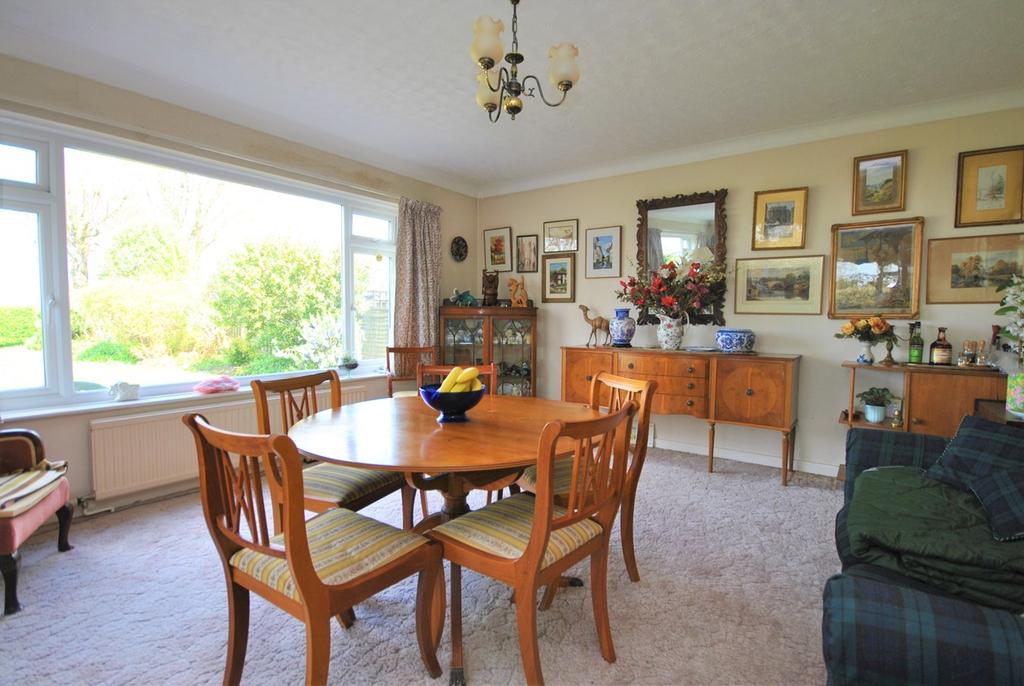 Beech Road, Shipham, BS25 3 bed bungalow £440,000