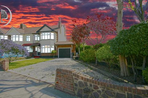 162 Aldborough Road South, Ilford, IG3 8HE