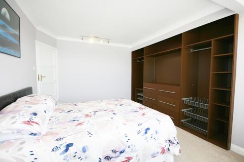 162 Aldborough Road South, Ilford, IG3 8HE