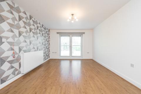 2 bedroom flat for sale - Heyeswood, Haydock, St Helens, WA11