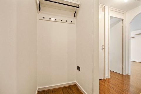 47 Trinity Road, London, N22 8XU