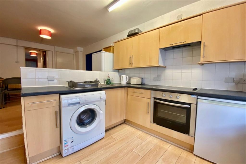 St Clements, Oxford, Oxford, Oxfordshire, OX4 5 bed terraced house to rent £3,445 pcm (£795 pw)