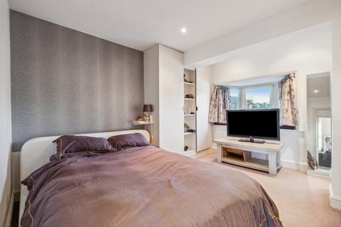 1 bedroom flat for sale, Barker Street, London