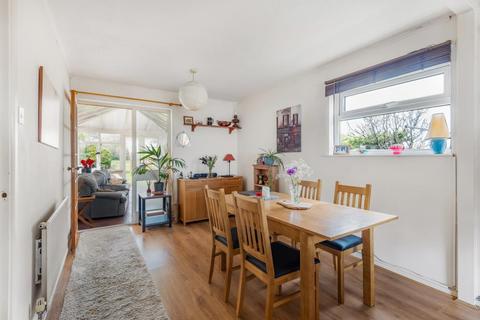 6 Hillcrest Close, Llandrindod Wells, LD1 6BW