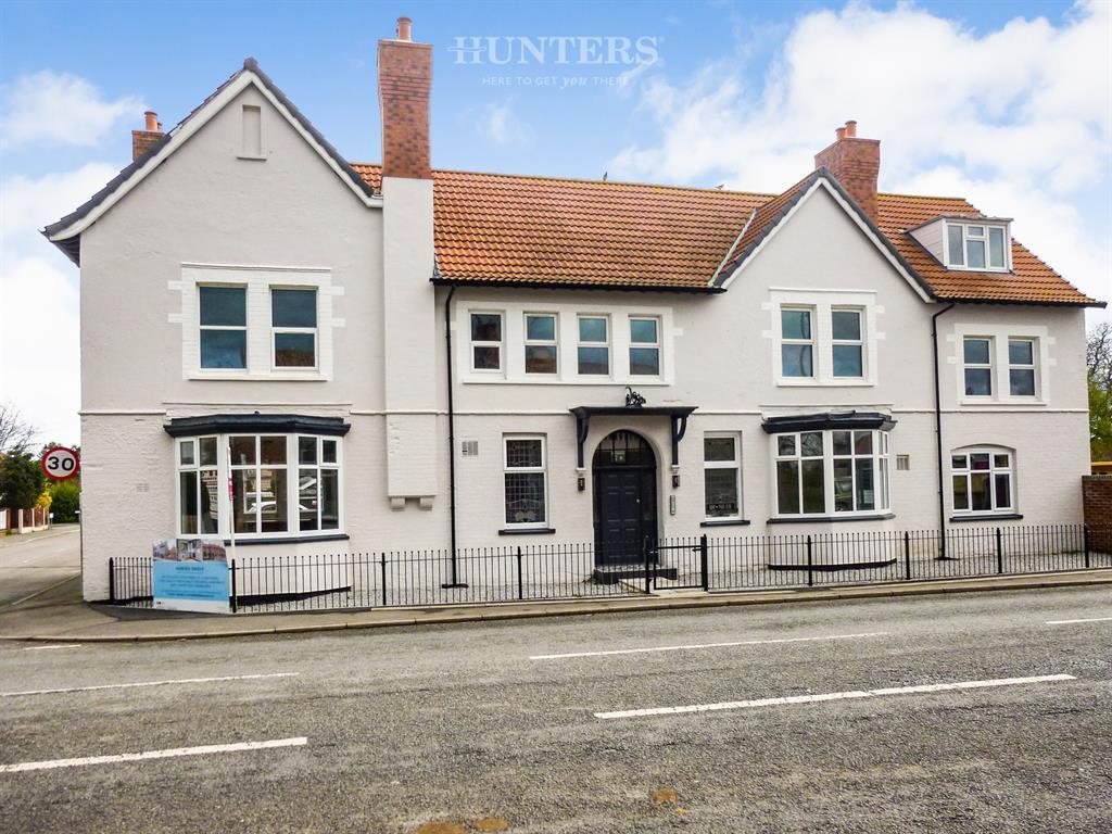 Hunter Grove, Torworth, Retford, DN22 8PU 2 bed apartment £185,000