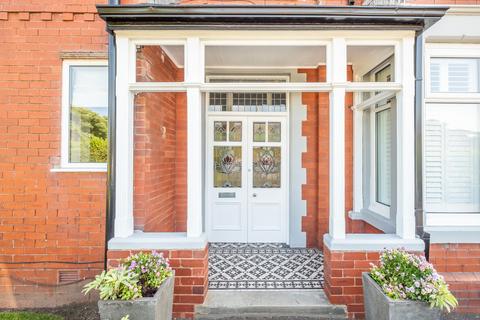 5 bedroom detached house for sale, St. Annes Road East, Lytham St. Annes, FY8