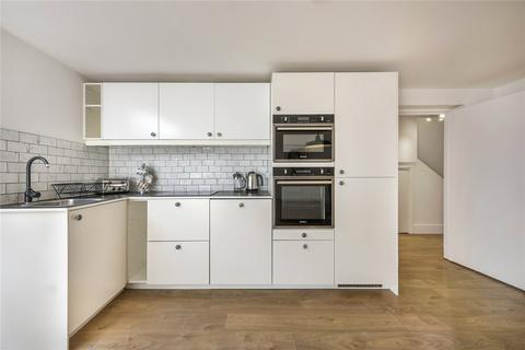 192a Camden Road, London, NW1 9HG