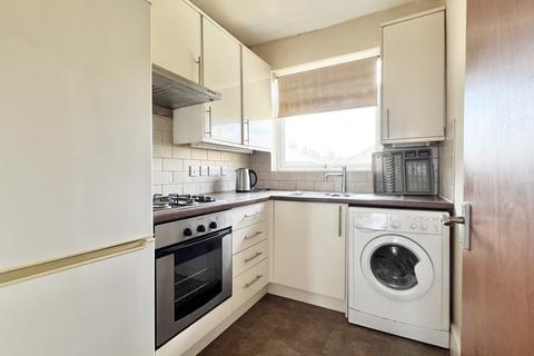 undefined, Canning Crescent, Wood Green, N22