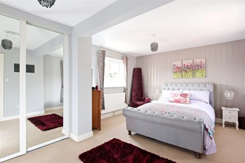 5 bedroom detached house for sale - Botmead Road, Northampton, Northamptonshire, NN3