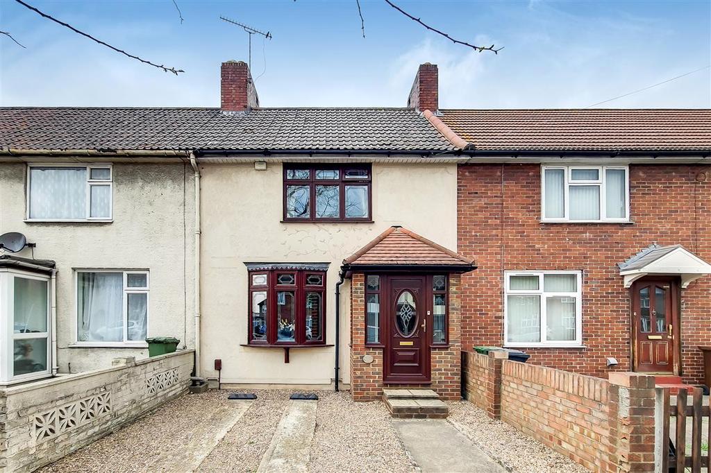 Porters Avenue, Dagenham, Essex 3 bed terraced house £425,000