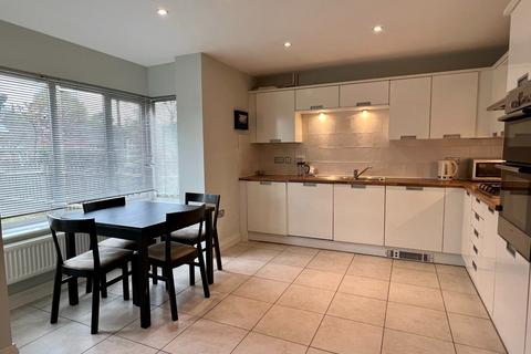 1 Blackthorn Close, Baughurst, Tadley, RG26 5GW