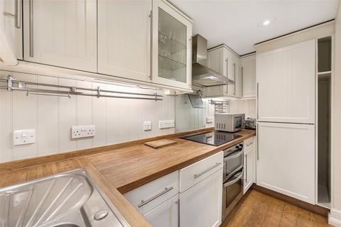 2 bedroom apartment to rent, Redcliffe Gardens, Earl's Court, London, SW10