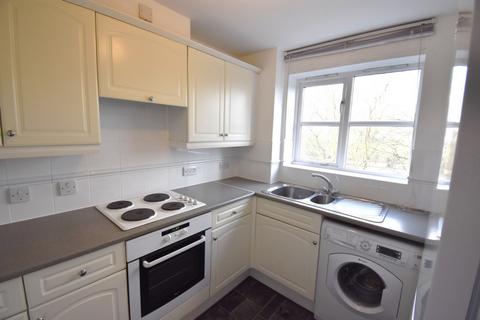 2 bedroom flat to rent, Thyme Close, Blackheath, SE3