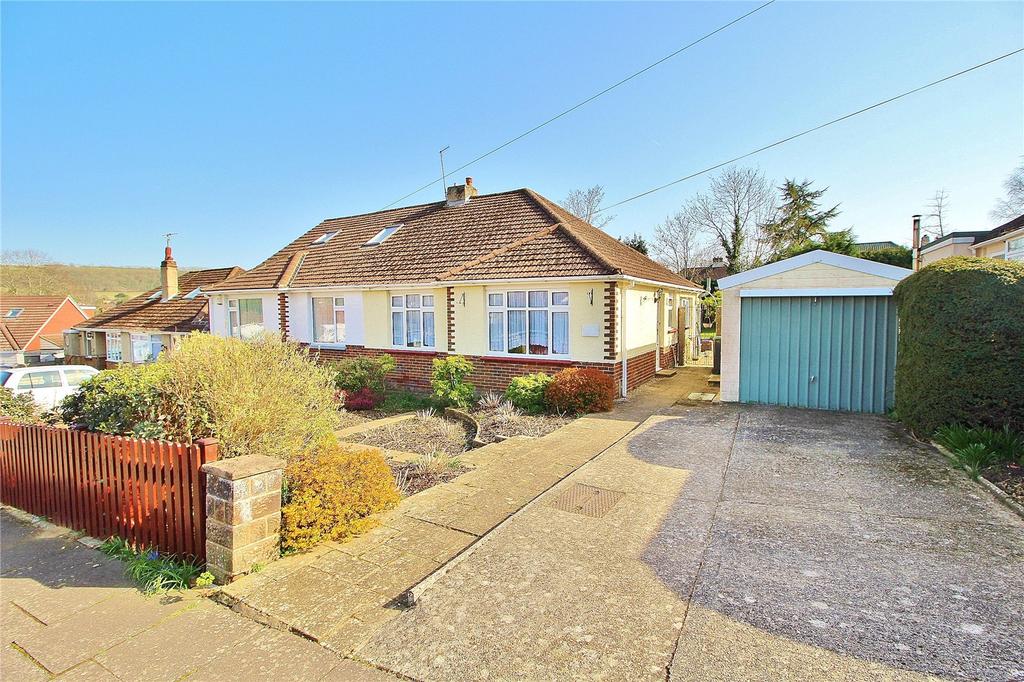 Downside Avenue, Findon Valley, Worthing, West Sussex, BN14 2 bed