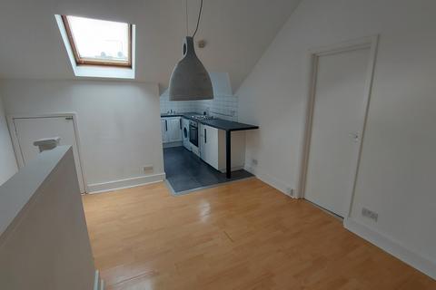1 bedroom flat to rent - Green Lanes, N13