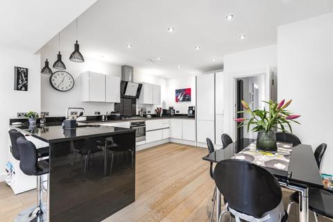 29 Vant Road, Tooting, London, SW17 8TG