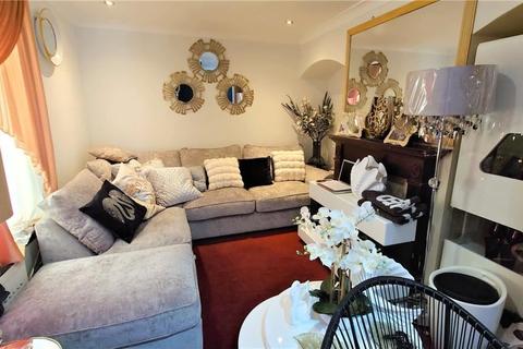 21 Owen Road, Hayes, UB4 9LB