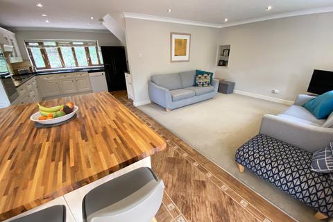 4 bedroom detached house for sale - Riverside Totley Sheffield S17